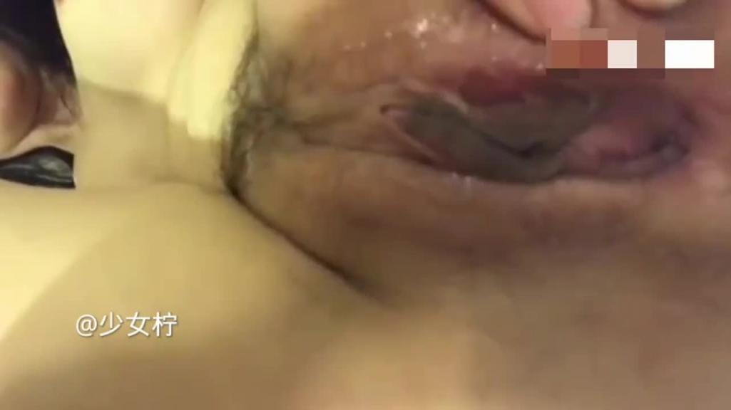 【大四班长】为保研给导师发诱惑自慰视频流出,人前女神人后母狗? 预览截图 6