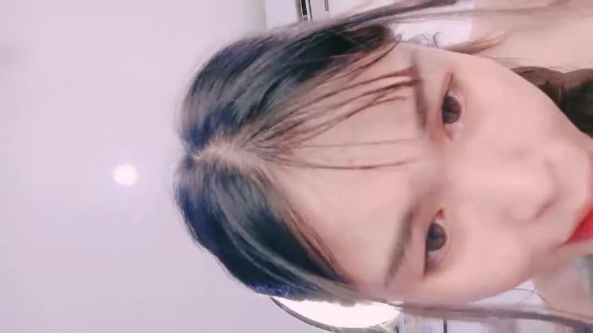 十八岁学妹  最美校花级暑假下海 美妙酮体 炮机狂操后庭屎都干出来 50cm马屌拳交反差婊 预览截图 6