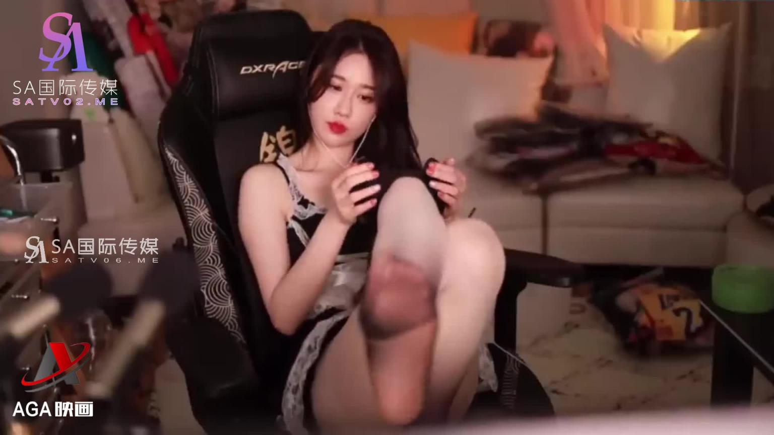 AGAT011-ASMR-超大尺度女仆舔耳-水润湿滑耳部精油按摩 预览截图 4