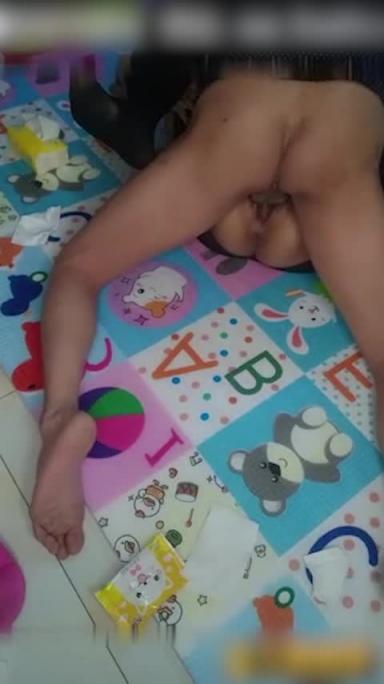 真实乱伦系列-喜欢这种温馨的乱伦快感 预览截图 10
