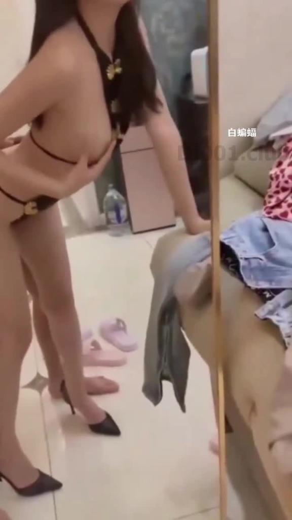 核弹合集-绝美反差婊母狗女神超长合集，必看佳作，调教情趣制服性爱泄密 预览截图 6
