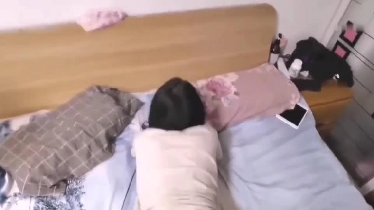 女大学生馒头逼！大鸡巴暴力输出！高潮逼都在抖！ 预览截图 3
