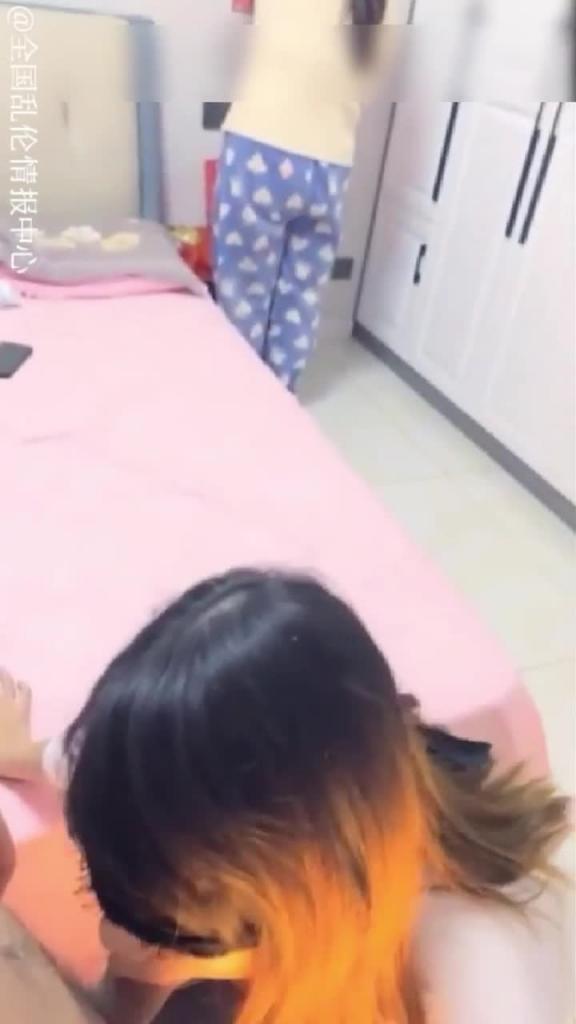 特别活的小伙同事肉老婆和丈母娘 预览截图 8