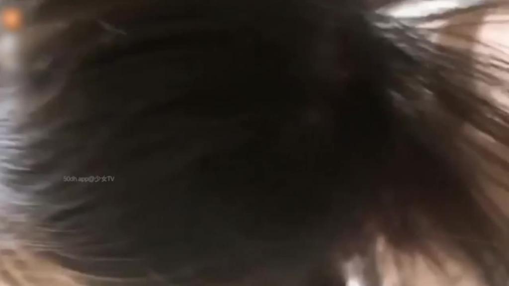 清纯的母狗反差真的好大,美女老师的淫荡私拍,被渣男分手曝光流出 预览截图 1