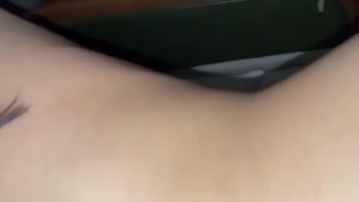 【空姐泄密】操哭了!真实空姐完美恋爱,各种玩弄调教爆操喷一地。哥们太勐了。 预览截图 5