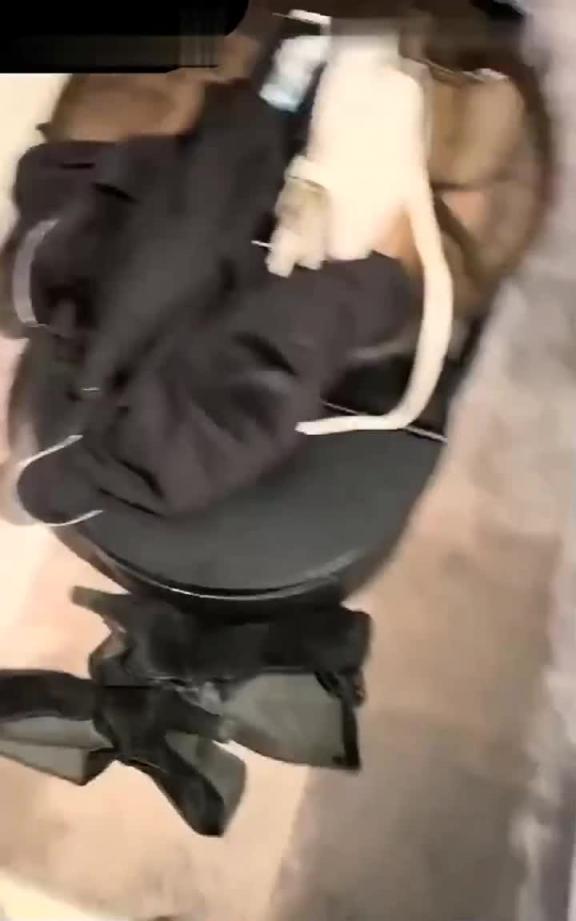 约垂涎已久的小姨子吃饭 故意灌醉 实在忍不住带到酒店强上 预览截图 5