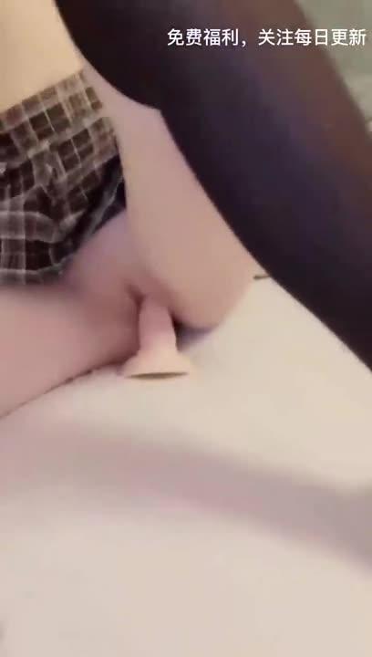 最新极品流出,香草少女 骑乘高潮 预览截图 4