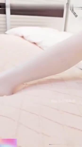 极品COS女神爆机小萝莉可爱萝莉稚嫩小穴诱人掰穴 预览截图 2