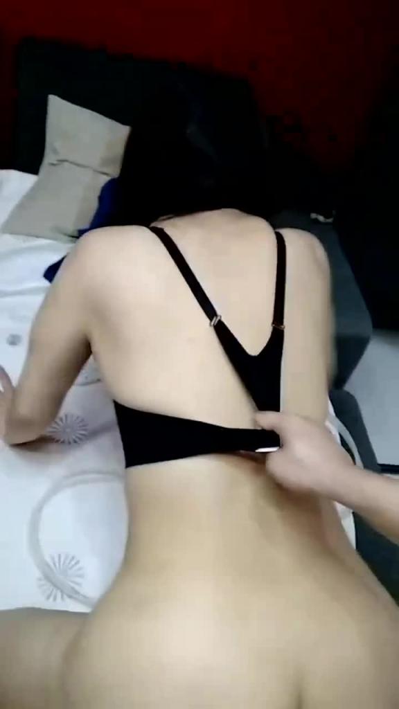 儿子和高跟鞋骚妈妈在家乱伦,太深了儿子,顶到妈妈了 预览截图 4