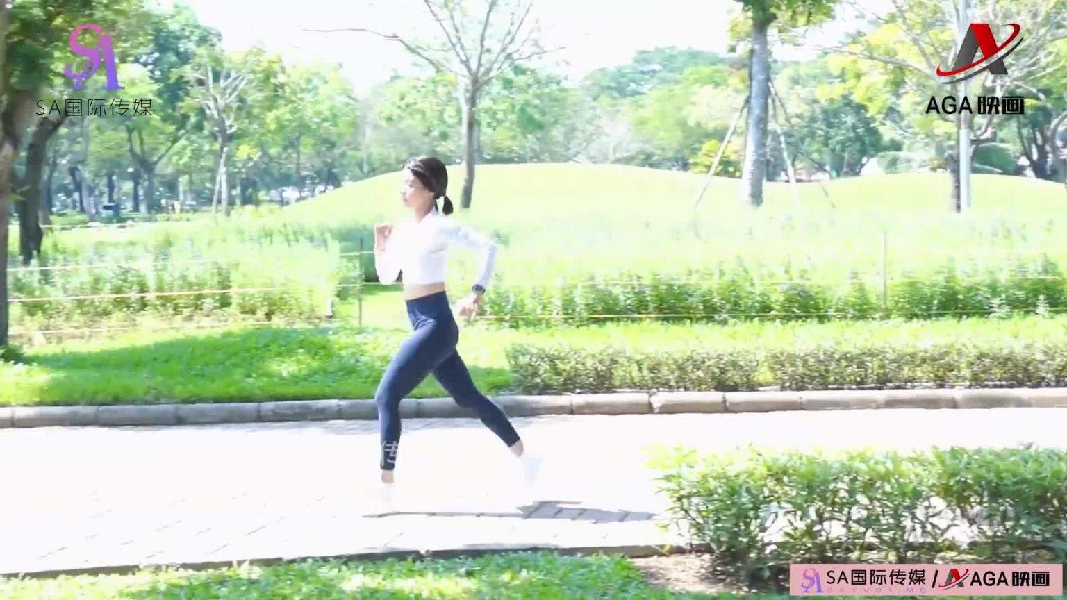 AGAW866:运动女孩裸体在公园跑步并在家里指交 预览截图 5