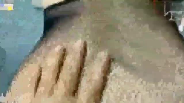 【真实近亲相奸】乱伦妈妈和姐姐!操了姐姐内射跑了姐姐都哭了!姐夫出国打工乱伦半年亲姐 预览截图 9