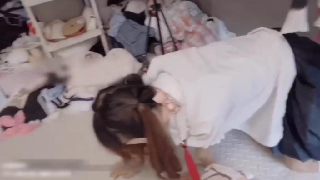 贵宾调教双马尾萝莉少女学狗爬臀嫩逼跳蛋玩弄出水道具勐插剧情 预览截图 5