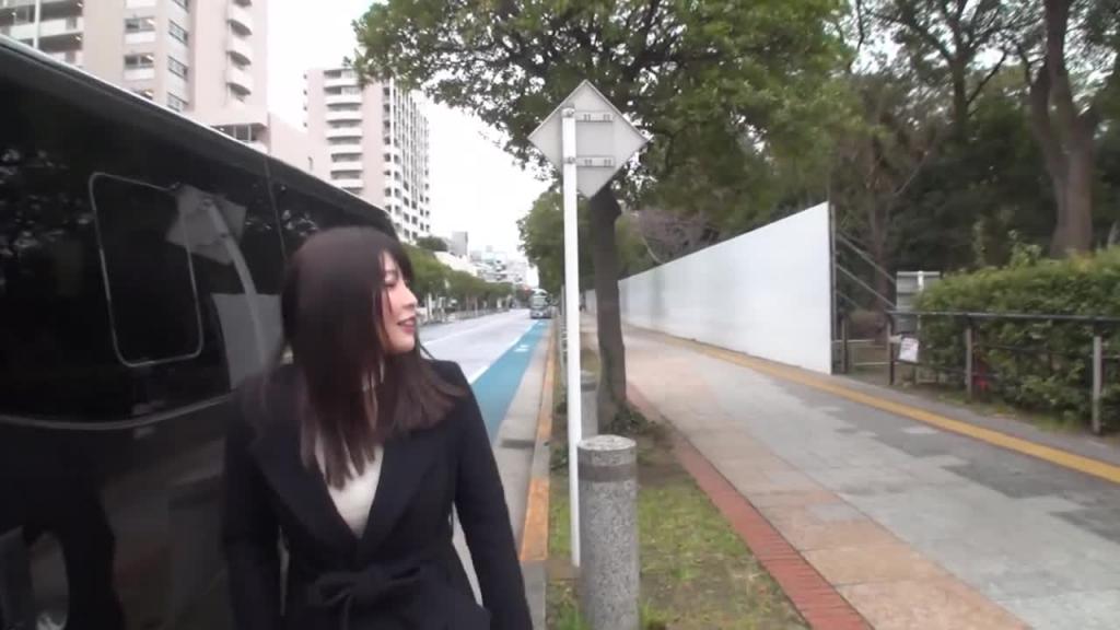 女流监督「伊达彩华」的真性自拍蕾丝边档案 Deep Edition VS 新村晶 ~我们的真实 YRBK-005 预览截图 4