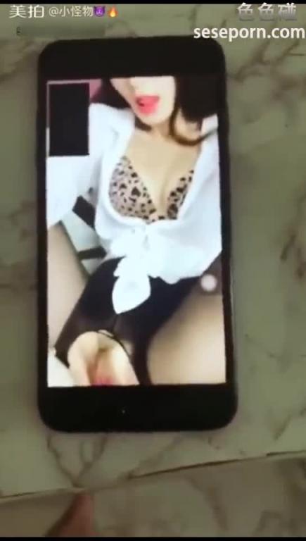 网红美女鹿少女在家性欲难耐_在椅子上被男友操的大叫_小骚B好爽_大鸡B操死我 预览截图 4