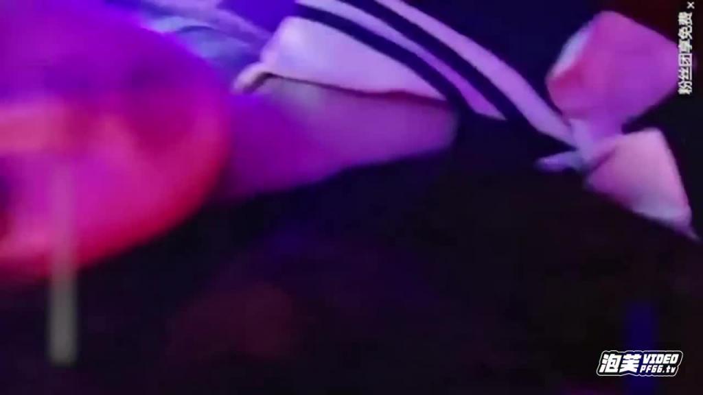 【KTV操校花】粗暴后入JK女神,补妆露脸很惊艳 预览截图 12