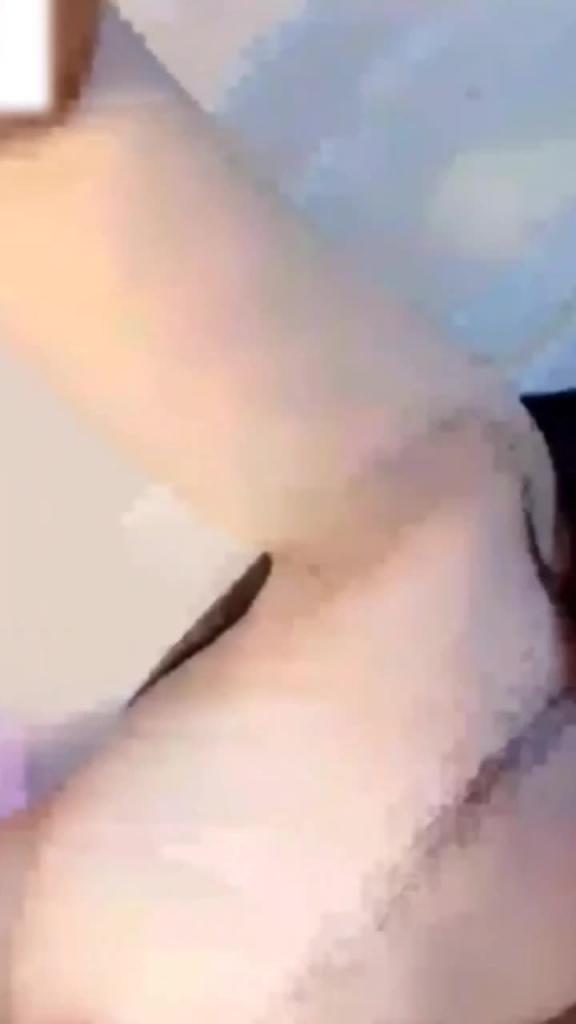 快手19w粉丝网红陈子菲童颜巨乳萌妹少女私拍露脸自慰流出 预览截图 9