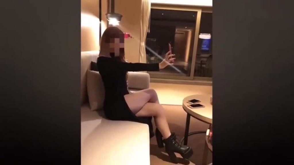 年度炸裂大瓜-李易峰嫖娼3P门和网红做爱多人群P李易峰嫖娼独家完整版 预览截图 4