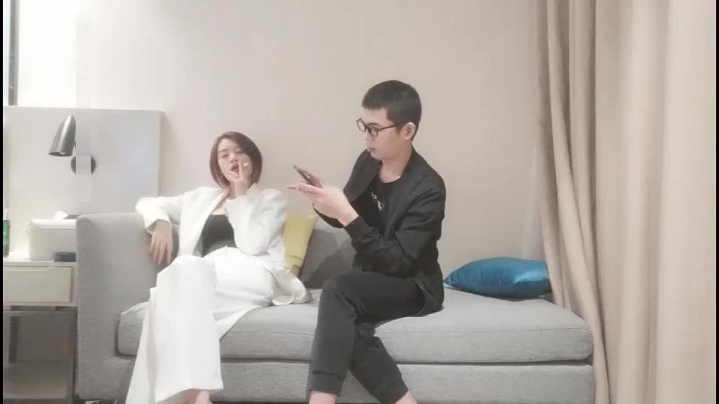 【探花寻欢】极品美模身材颜值双在线,小哥哥一顿狂操恋恋不舍 预览截图 1