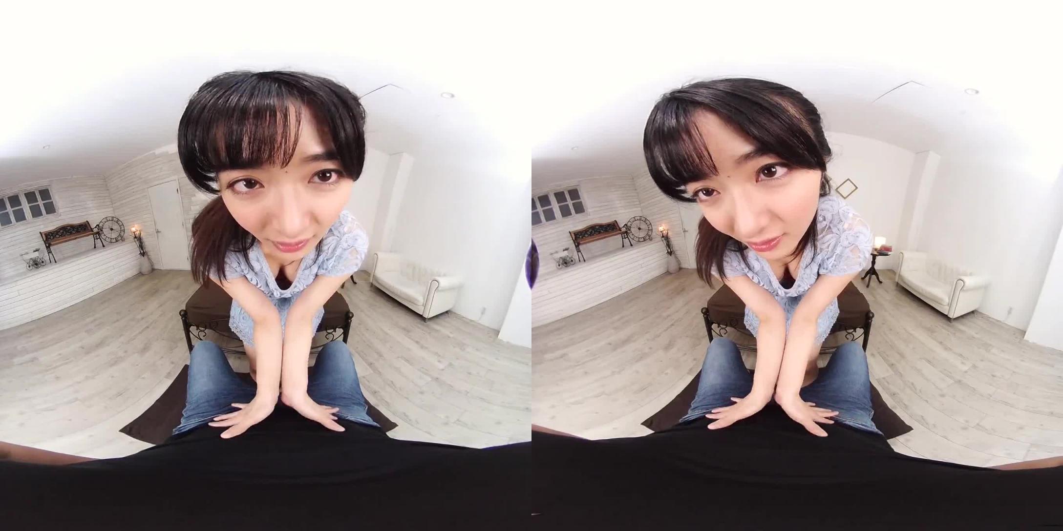 【1】VR 龟头顶到脸颊突起侍奉口交 由爱可奈 第一集 h_1282mxvr00026 预览截图 1