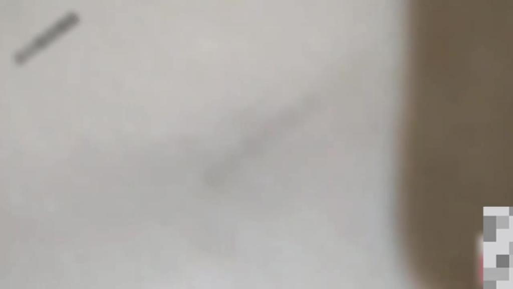 【强悍乱伦】儿子趁爸爸不在家颜射婊子妈妈!誓要操死妈妈! 预览截图 9