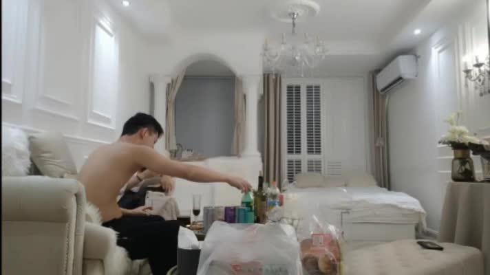 换妻游戏各种玩弄别人老婆 预览截图 1