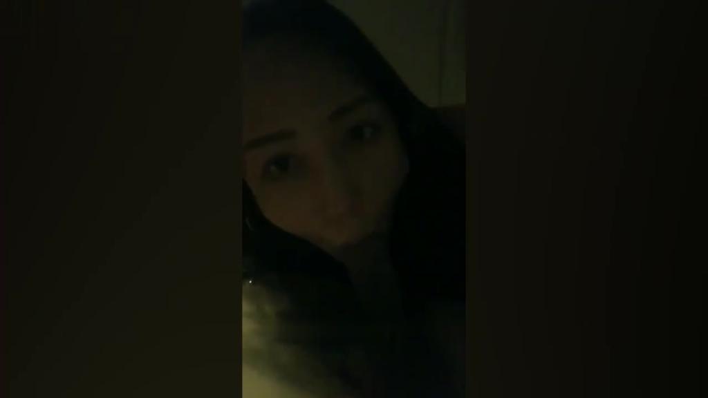 【最新泄露】最新内部群流出各种反差婊合集,露脸母狗调教啪啪自慰泄漏! 预览截图 3