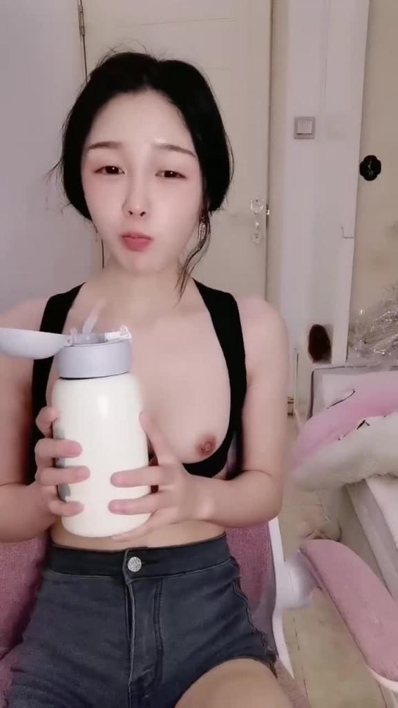 【颜值女神下海】我要吃鸡巴反差婊骚得很 预览截图 1