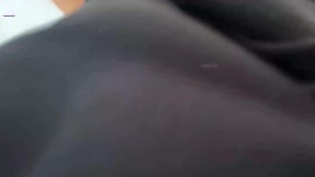极品校服小萝莉跪舔j8无套顶操高潮内射 预览截图 12