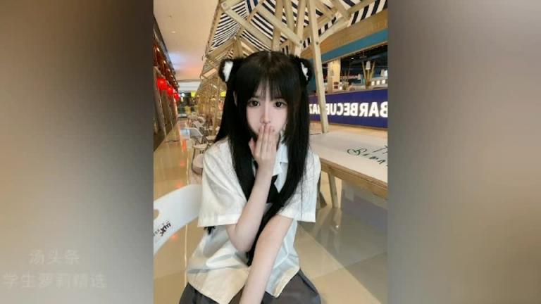 【媚黑萝莉】JK学生妹酒吧遇上黑人,无知媚洋崇外沦为性工具 预览截图 1