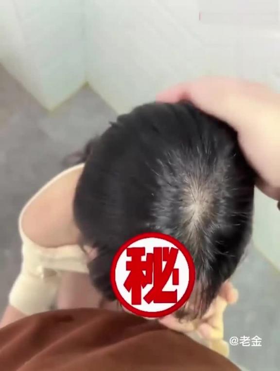 【姐弟】那晚姐姐勾引肛交亲姐 预览截图 7
