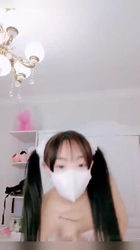 【卡哇伊萌妹】马尾美腿翘臀，掰穴嫩到出水 预览截图 9