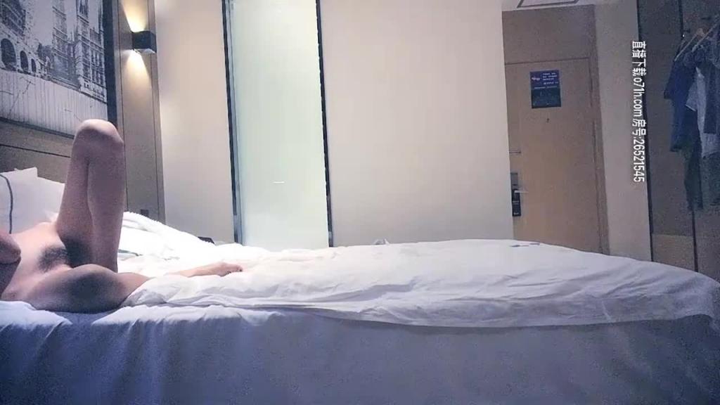 《91沉先生》网约巨乳骚妹来啪啪,招牌侧干让妹子爽 到要升天~ 预览截图 11