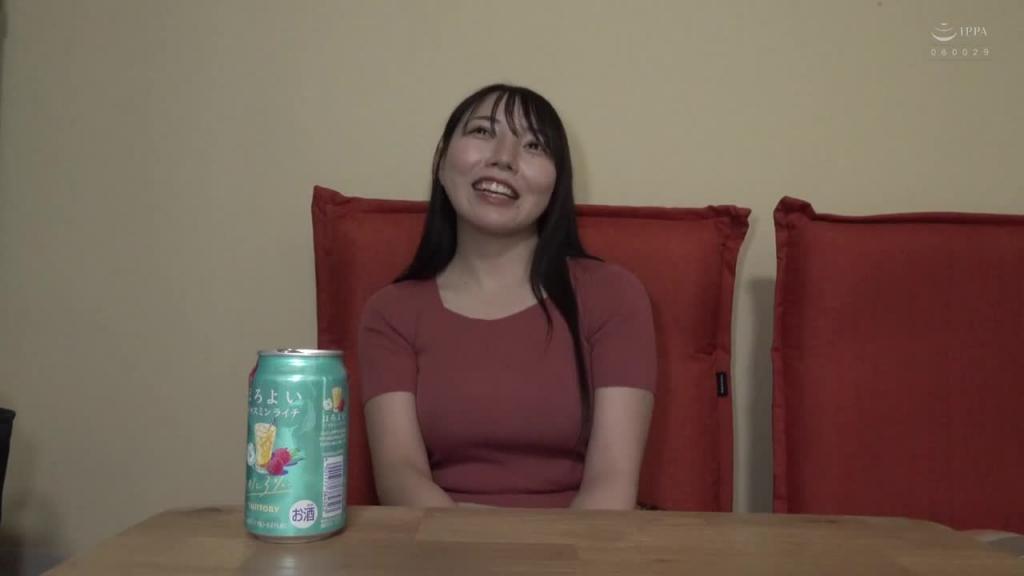 巨乳保育士 园区认真老师是有着丰满身躯超下留胚子 絶伦肉棒抽插超M化高潮 BLOR-222 预览截图 1