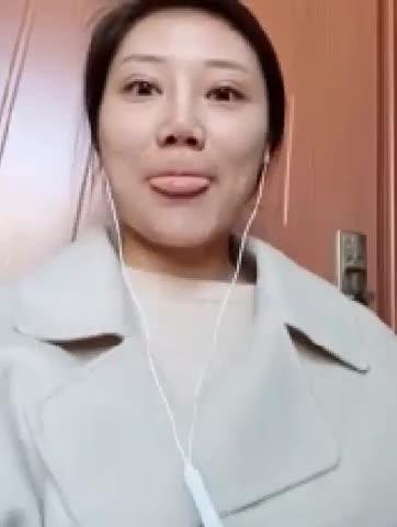 妹妹裸聊 预览截图 3