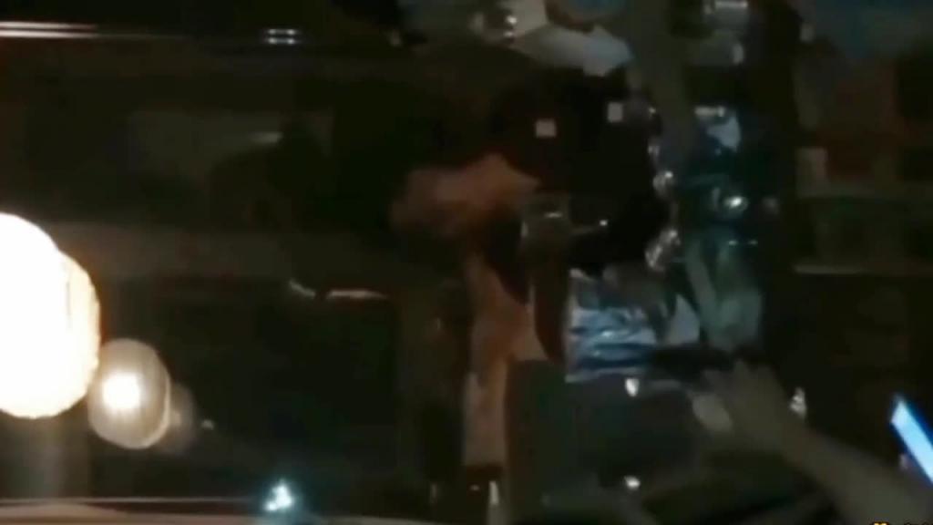 真实母子乱伦,长腿黑丝单亲妈妈与儿子大战三百回合 预览截图 2