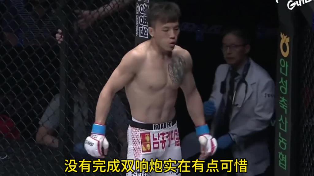 拆弹专家VS爆丸小子，究竟谁更胜一筹#综合格斗 #一招制敌 #拳击比赛太刺激了 预览截图 8