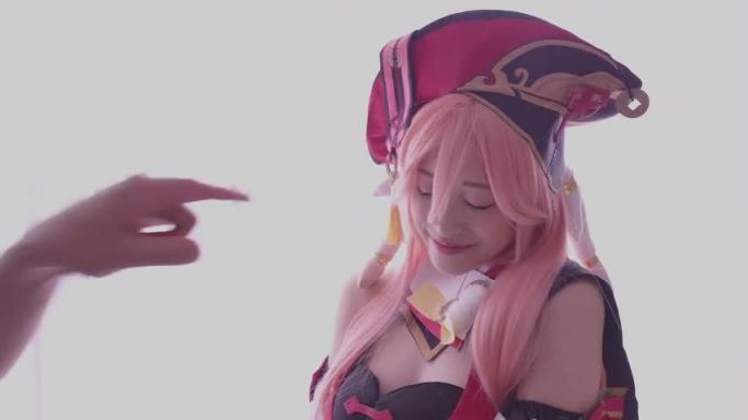 漂亮的日本小姐姐 cosplay 原神 烟绯 预览截图 3