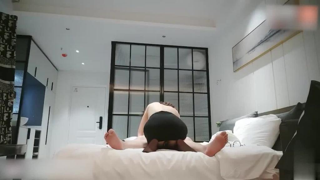 极品高颜值美少妇操得嗷嗷叫 预览截图 6