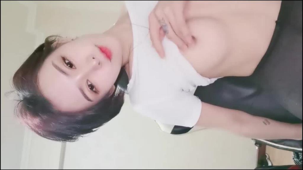 【极品女神】气质美女销魂自慰秀,极品颜值完美身材 预览截图 4