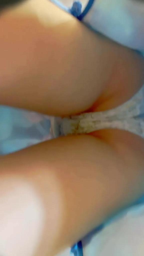 极品旗袍靓女全程翘起屁股性感骚内尿湿了 预览截图 3