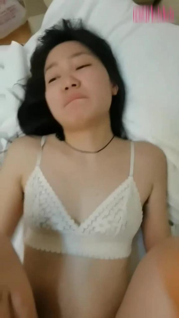 贵宾{15部高频尖叫合集}记录15个淫娃爽高频到颤抖喷射，良心资源！ 预览截图 6