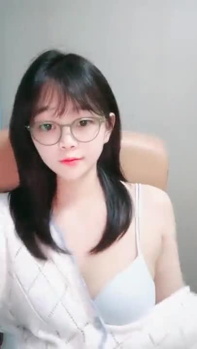 都说学舞蹈的孩子不会变坏,只是变得比较骚~ 预览截图 1