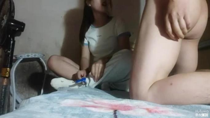 靓丽的良家少妇被勐操 预览截图 1