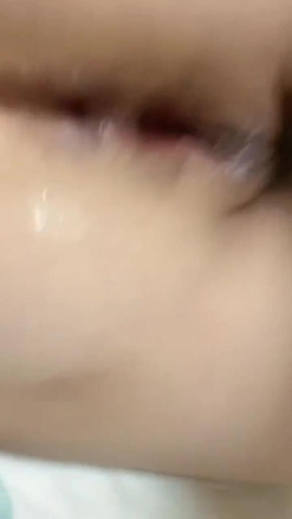 (家庭乱伦)平时温文尔雅的嫂子居然这么骚 预览截图 10