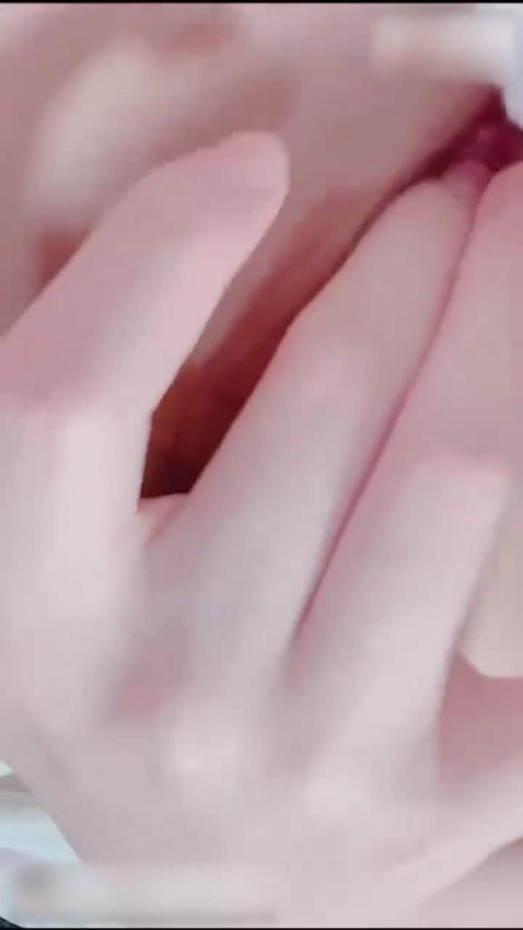 【名器小尿万里挑一】最美小穴 预览截图 4