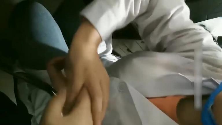 【真实医院性爱】护士姐姐跟男友办公室啪啪 预览截图 6