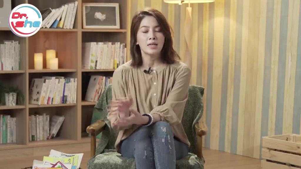边抽差边摸阴蒂 女生更容易高潮?从「后面」来成功率更高? #DrShe许蓝方 预览截图 12
