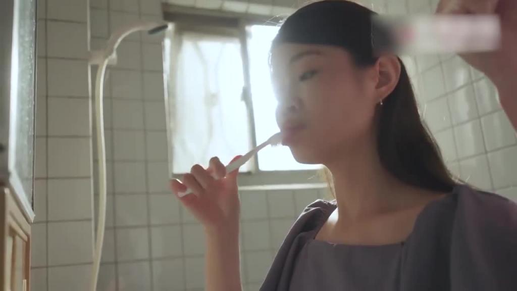 骚货姐姐性爱教程 预览截图 1