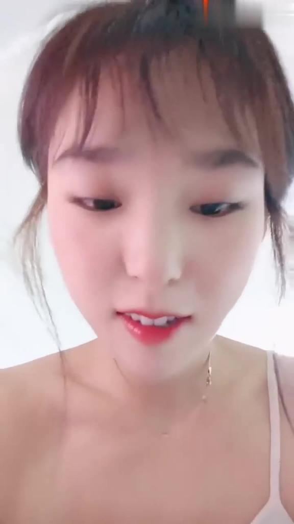五十多岁舅舅乱伦自己亲侄女,长春净月医科大学【杨洋】流出 预览截图 1