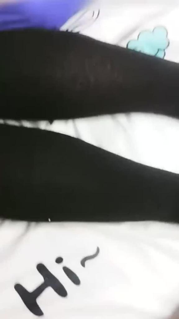 【真实记录给兄弟戴绿帽】酒后上了室友的女朋友合租房里老是不穿内衣勾引我 预览截图 6